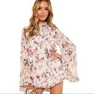 bell sleeve ROMWE floral romper!